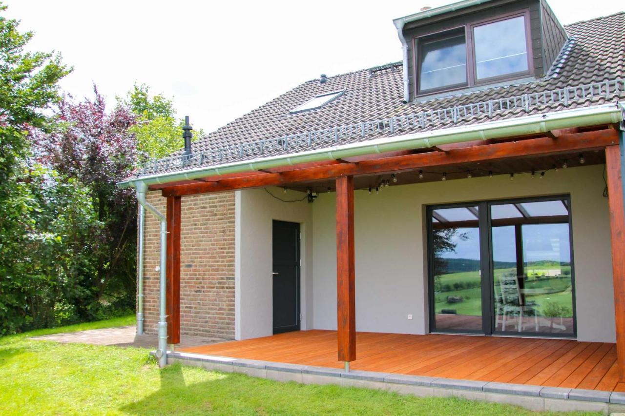 Ferienhaus Eifelnest Scheid  エクステリア 写真