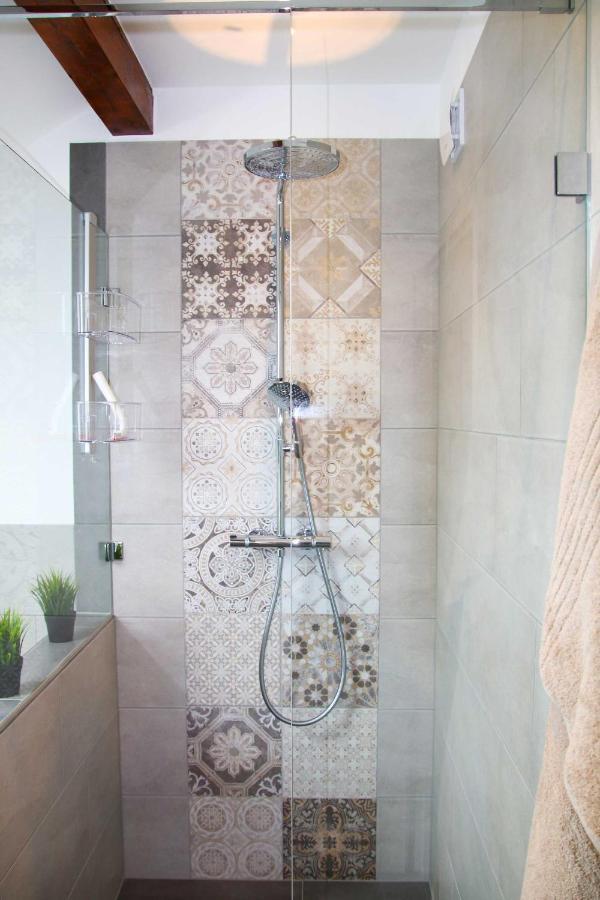 Ferienhaus Eifelnest Scheid  エクステリア 写真