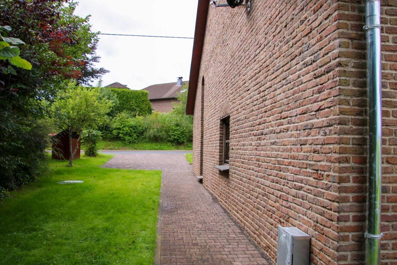 Ferienhaus Eifelnest Scheid  エクステリア 写真